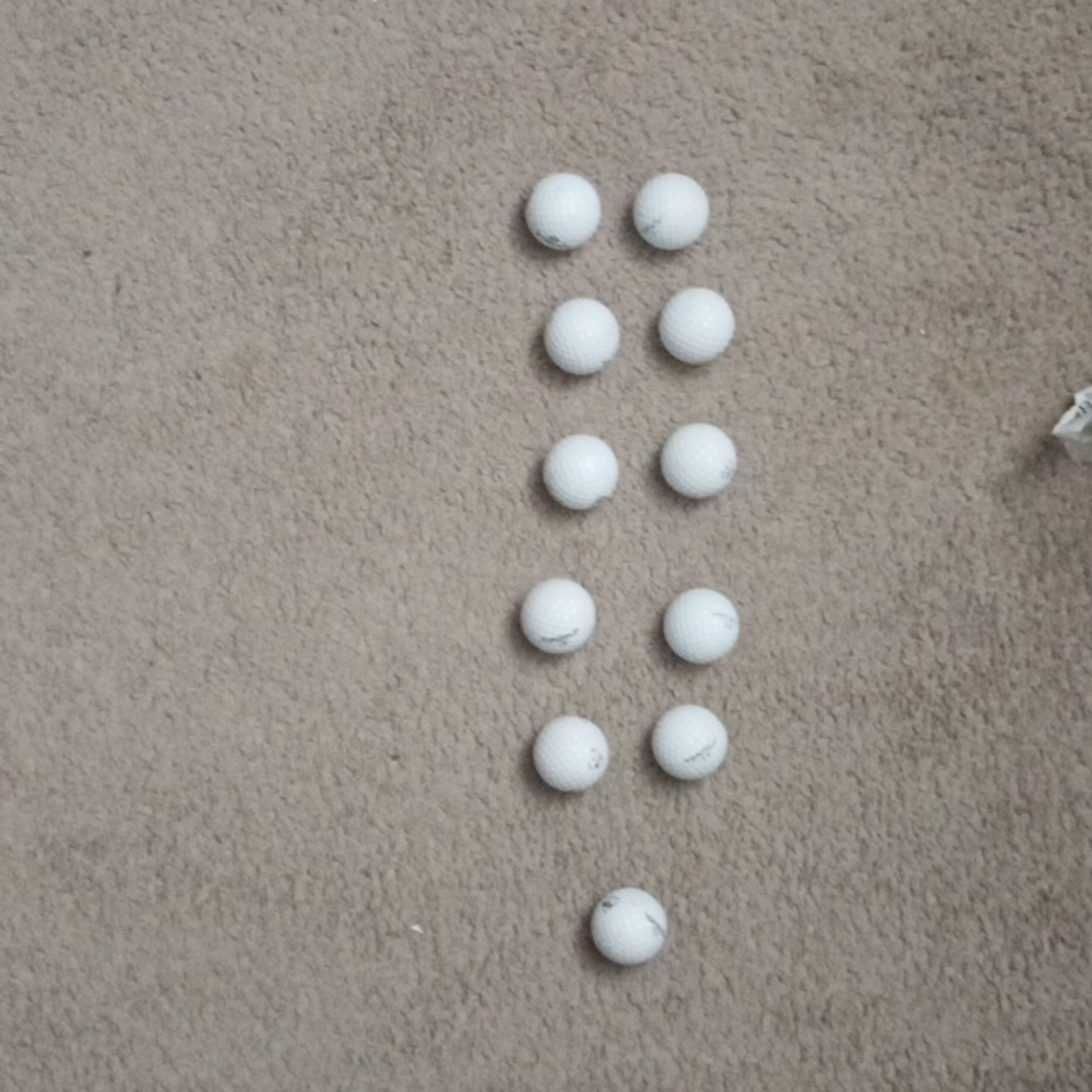 11 Golf Balls